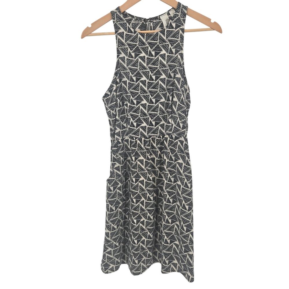 Francesca's black white dress size medium Made in USA pockets lined